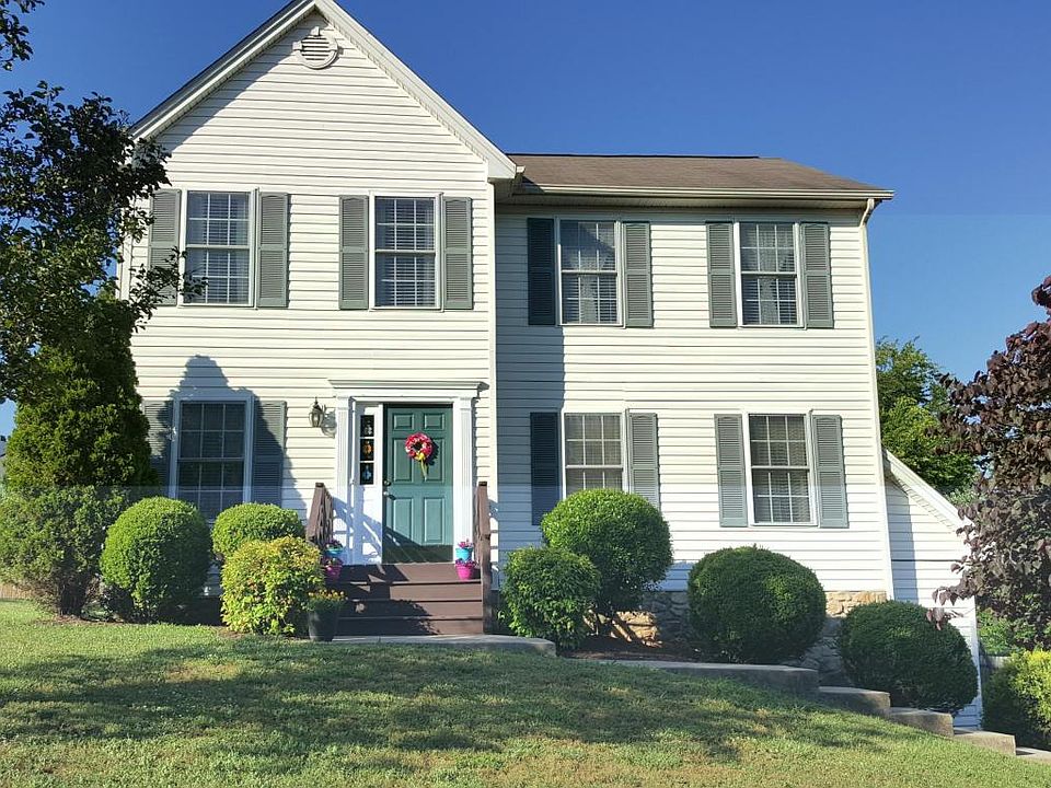 1st image of 2134 Bloomfield Ave