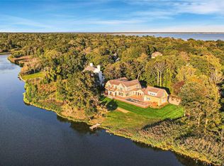 70 S Howells Point Rd, Bellport, NY 11713