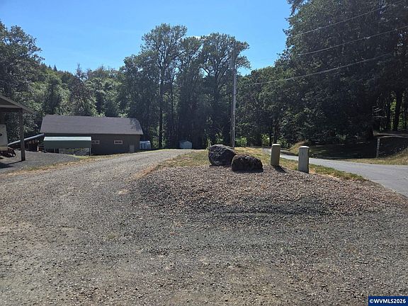 2nd image of 1500 & 1600 NW Skillings Dr
