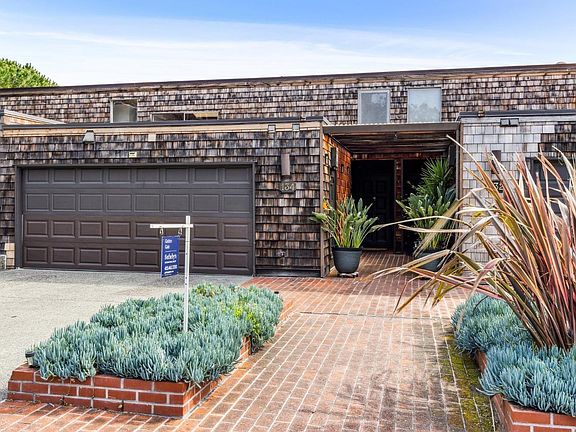 3rd image of 134 La Alondra Court