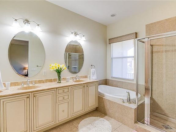 5th image of 203 Ocean Bay Dr