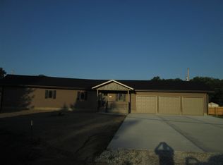 206 S Front St, Hadar, NE 68701