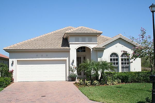 23575 Via Carino Ln