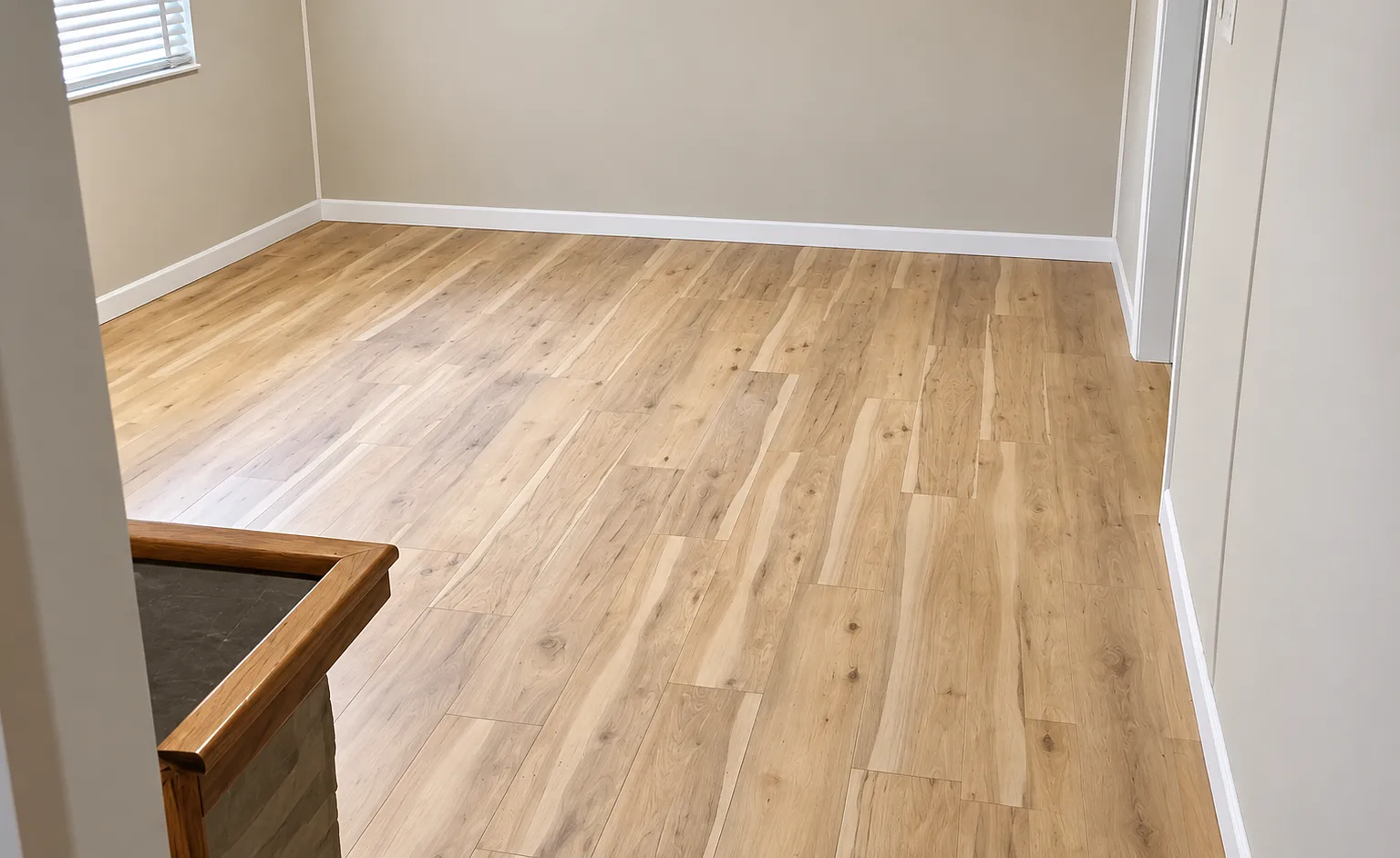 3 bed, 1200 sqft, $2,100 — Photo 3