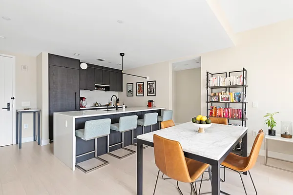 Rented by Compass | media 24