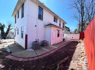3905 Hylan Blvd #W, Staten Island, NY 10308