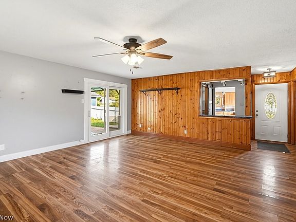 3rd image of 2668 Notle St