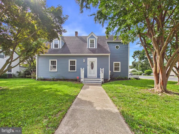 311 Cedar St, Bridgeville, DE 19933
