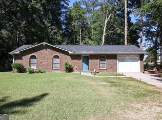 6011 Landover Cir, Morrow, GA 30260