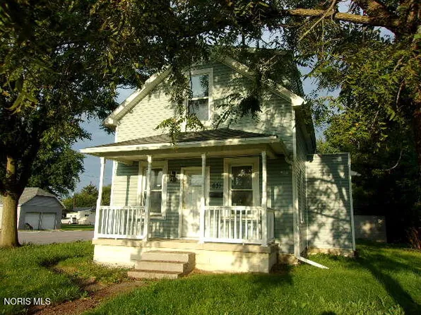 631 S Main St, Fostoria, OH 44830