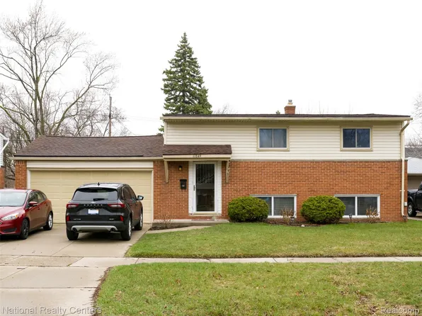 11849 Delvin Dr, Sterling Heights, MI 48313