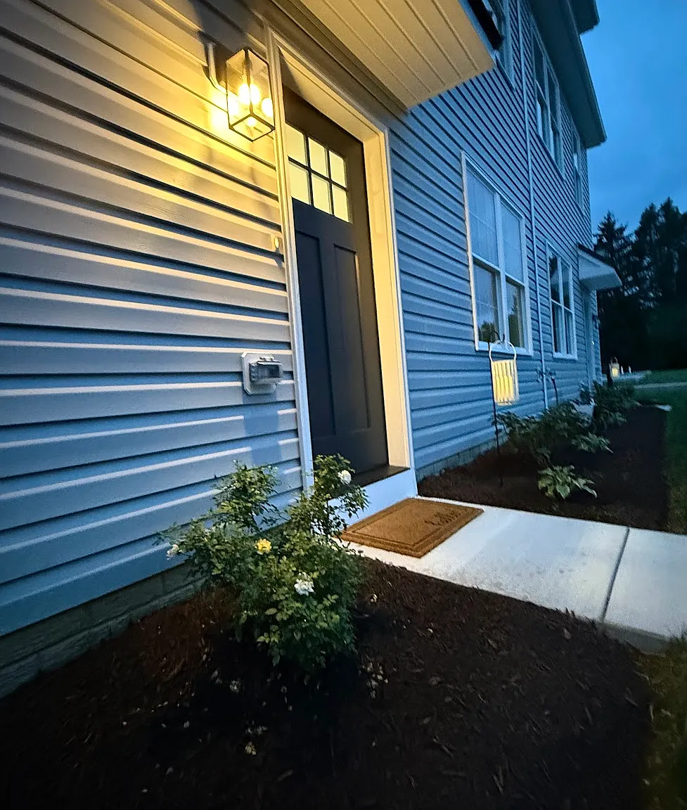 4 bed, 1800 sqft, $2,000 — Photo 3
