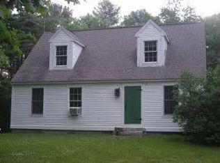 5 Cross Rd, Sandown, NH 03873