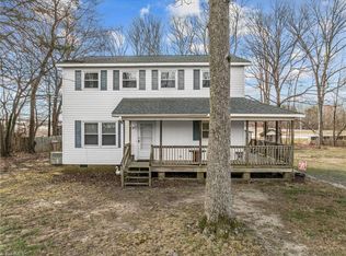 2718 Pindals Rd, Greensboro, NC 27405