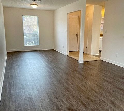 4th image of 22 Arva Ct