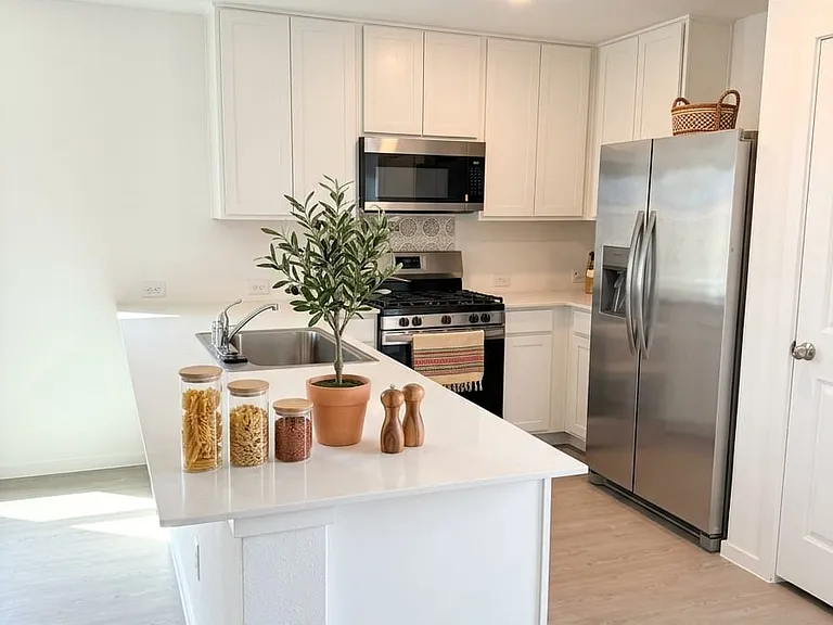 1703 Crossbill St — Photo 14