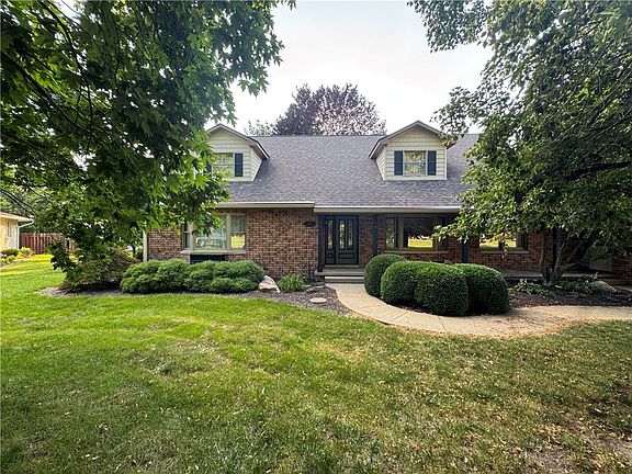 2nd image of 109 Woodlawn Dr