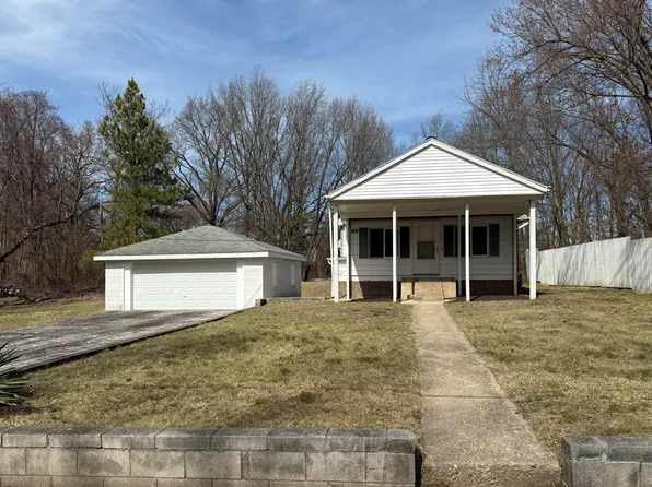 418 Martin Luther King Dr, Michigan City, IN 46360