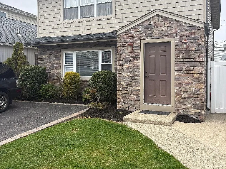 26 Quebec Rd S #2 — Photo 1