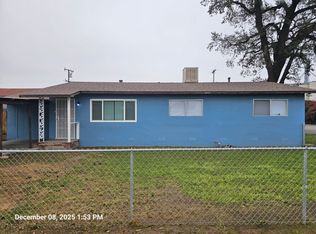 560 S G St, Tulare, CA 93274