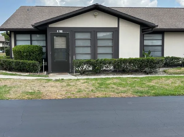 37819 Alissa Dr, Zephyrhills, FL 33542
