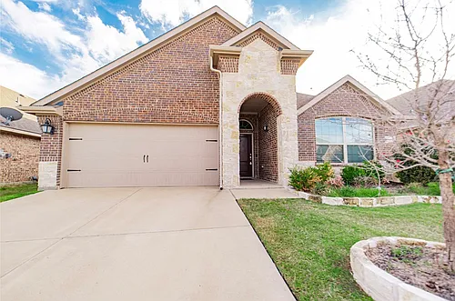 3137 Honeycomb Way Photo 1
