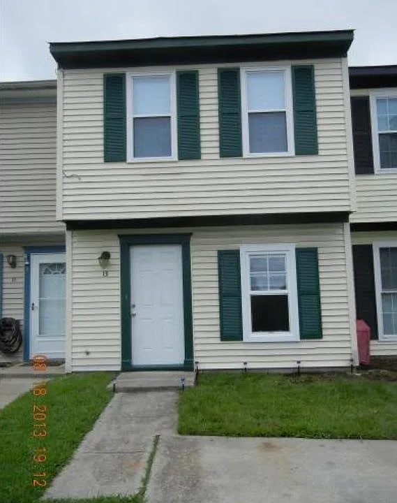 13 Peachtree Ct