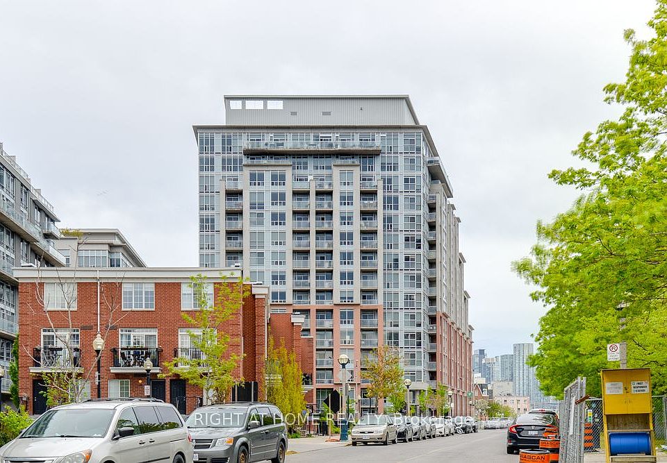1st image of 1 Shaw St #323