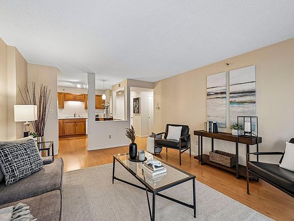 2nd image of 121 Washington Ave S APT 1407