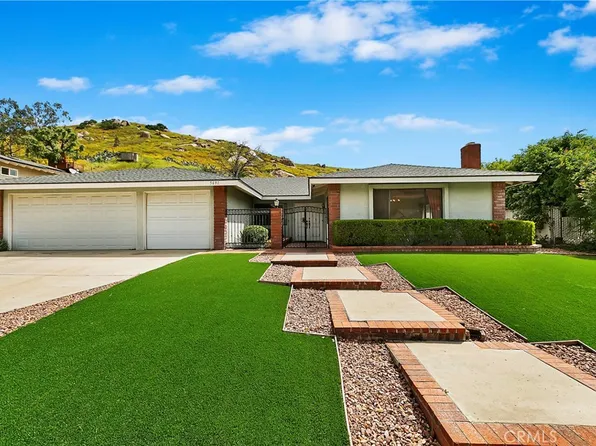 5691 Peacock Ln, Riverside, CA 92505