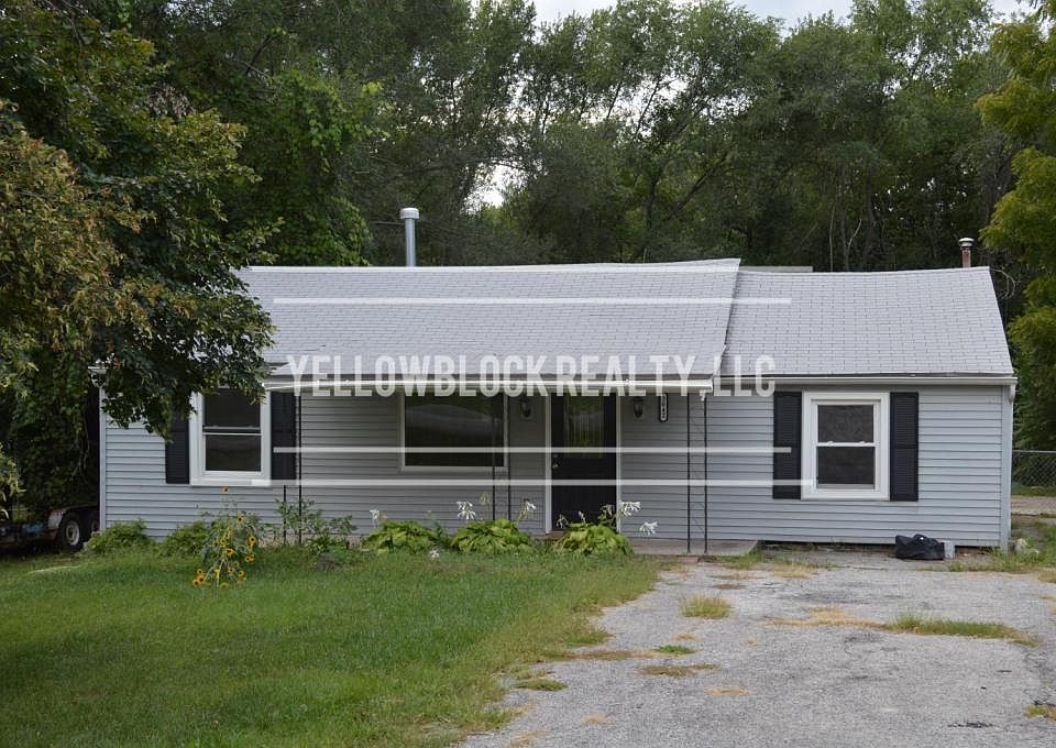 1st image of 3042 S 10th St