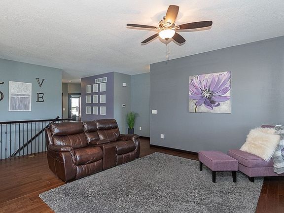 5th image of 517 Majestic Oak Ct