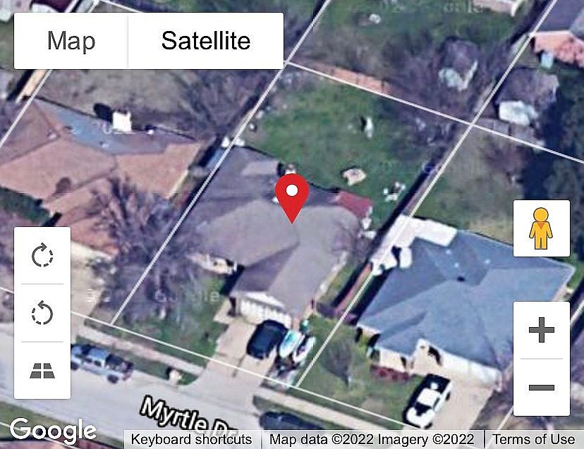 2nd image of 403 Myrtle Dr