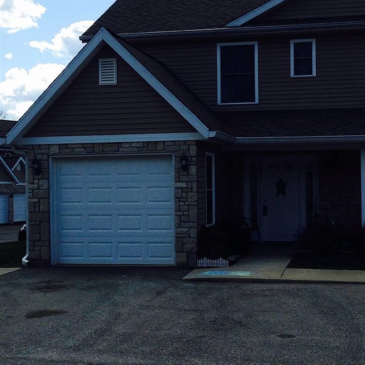 1st image of 5675 W Vinca Ln