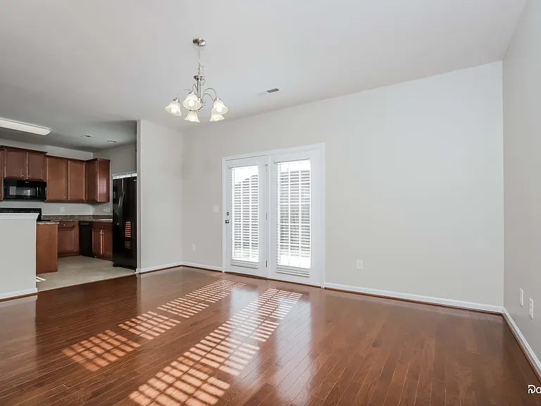 186 Sunflower Ct — Photo 7