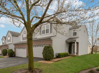 2868 Caldwell Ln, Geneva, IL 60134