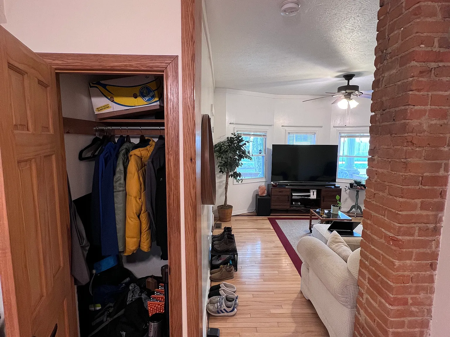 1832 W 47th St — Photo 3