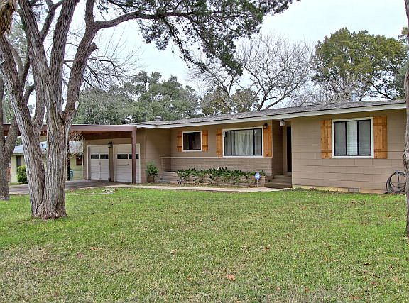 2nd image of 280 Woodland Ave