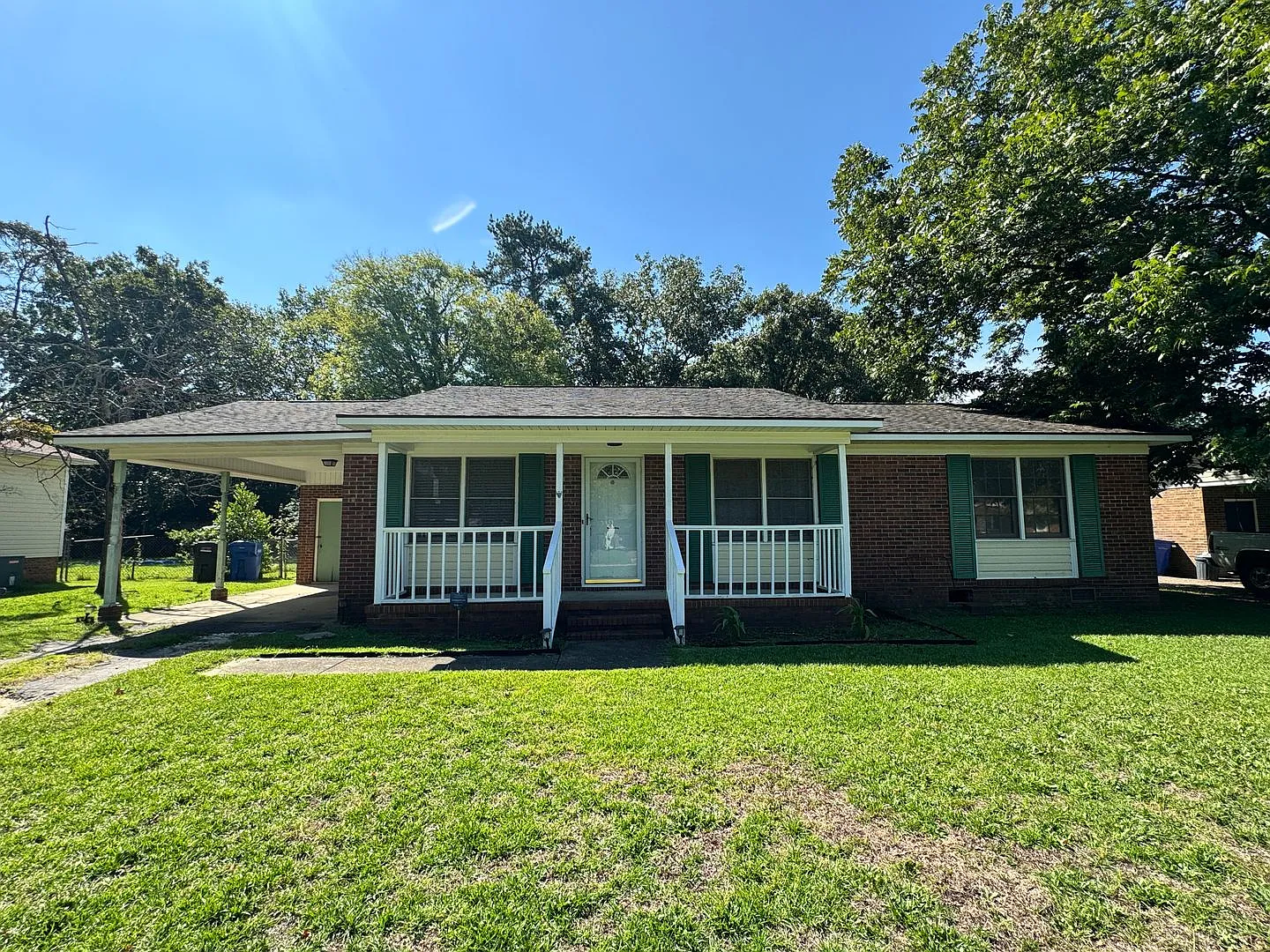 3 Bedroom 1.5 Bath Ranch in Fayetteville — Photo 1