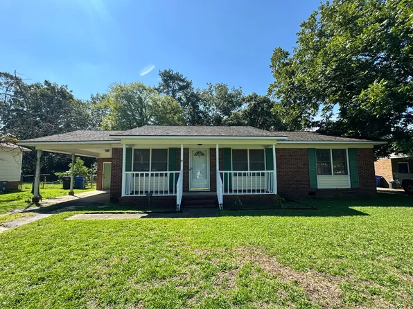 4817 Hurley Dr, Fayetteville, NC 28304