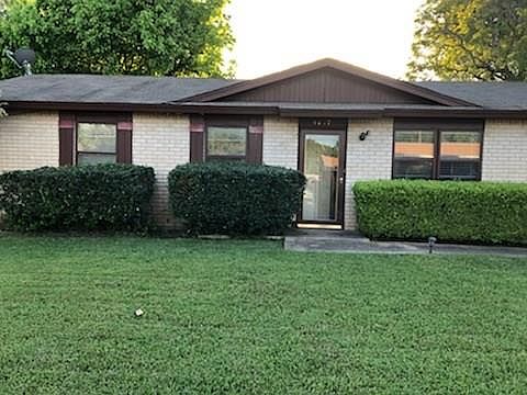 1st image of 4217 Central Ln