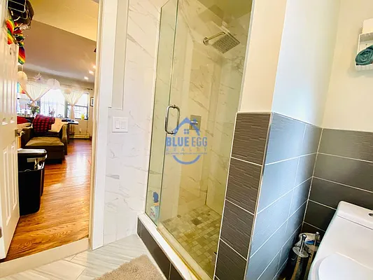 Rented by Blue Egg Realty Corp | media 24