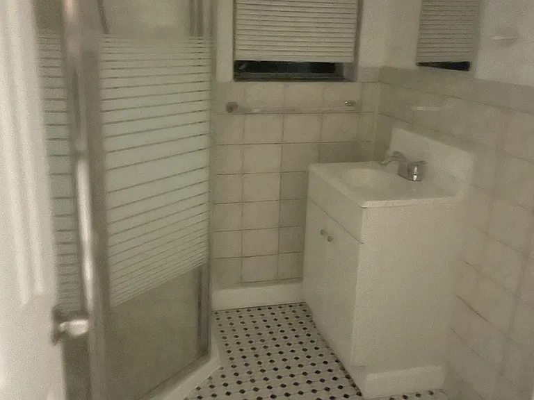 1919 Buchanan St #2 — Photo 1