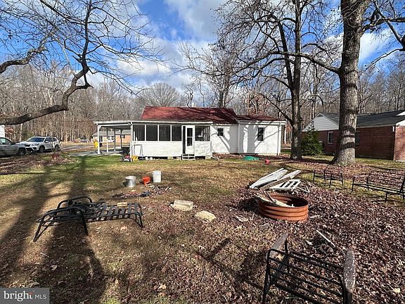 4th image of 1419 Shady Rest Rd