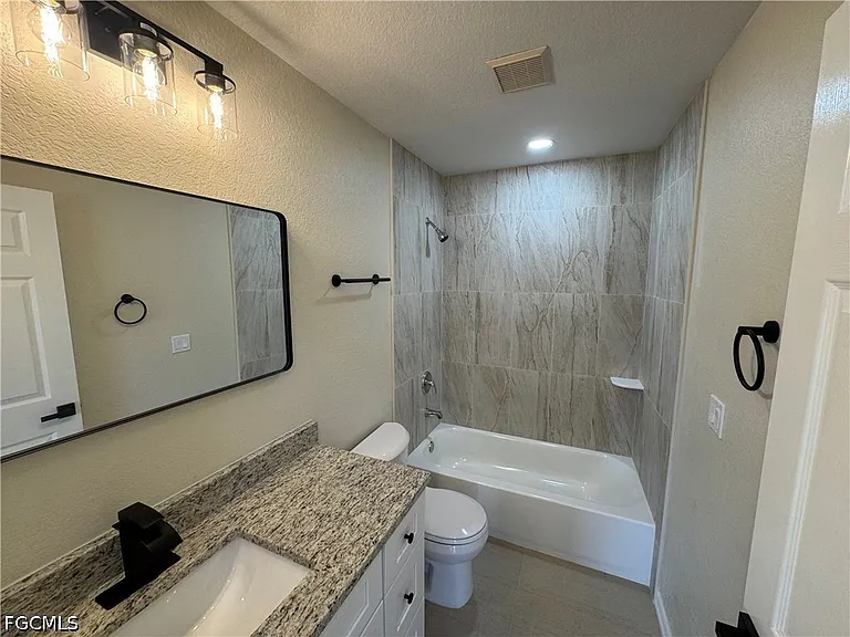 4426 SW Santa Barbara Pl — Photo 27