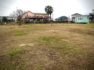 1977 Avenue E Point, Pt Bolivar, TX 77650