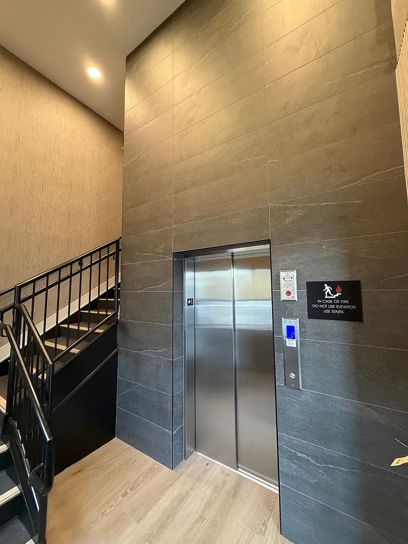 Liv 487 — Photo 1