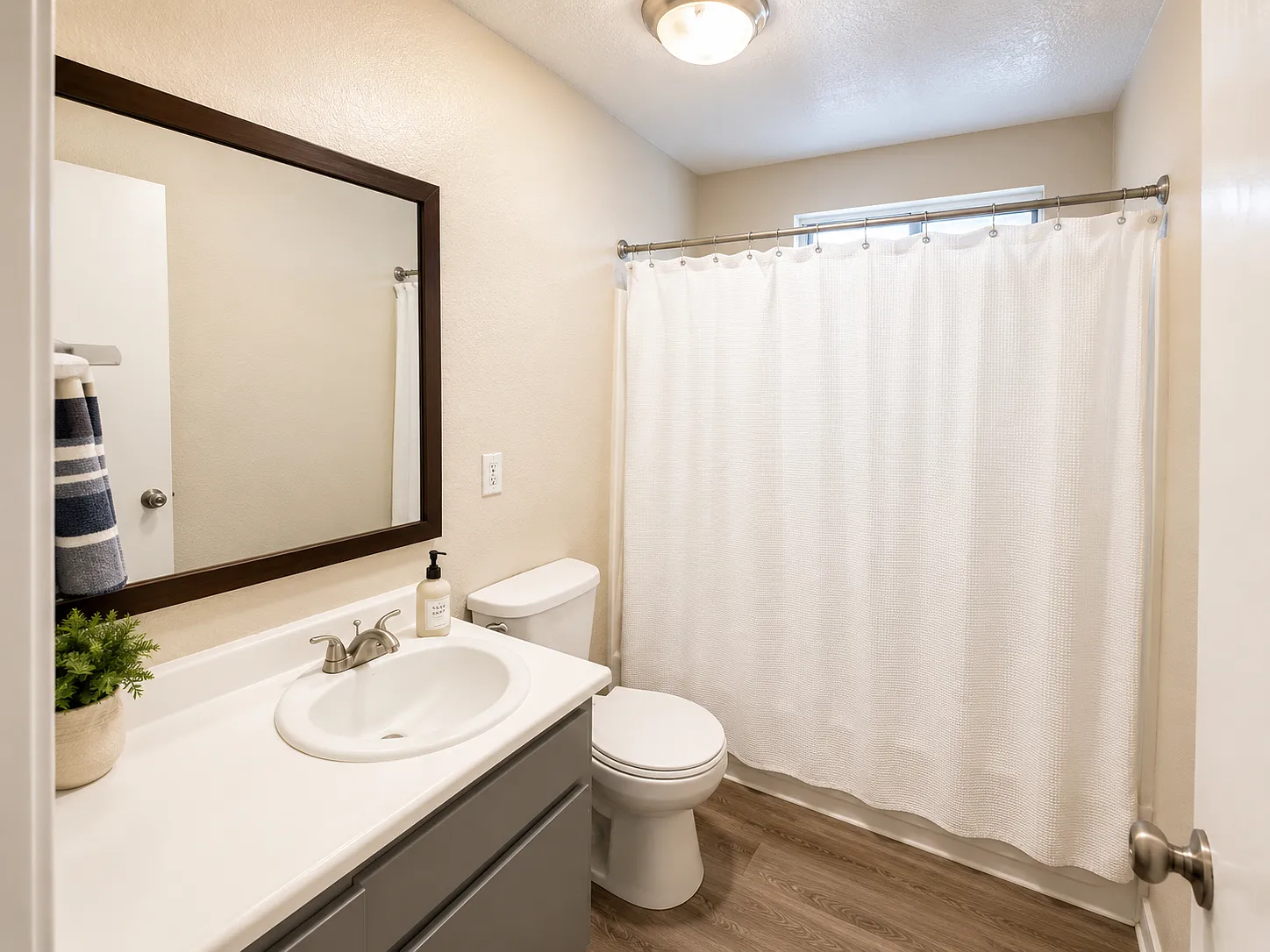 2 bed, 864 sqft, $1,399 — Photo 4