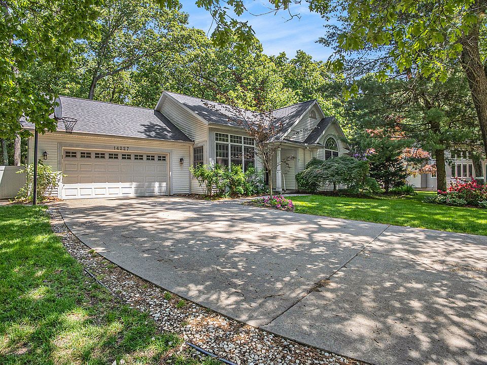 1st image of 14227 Rockwood Ln