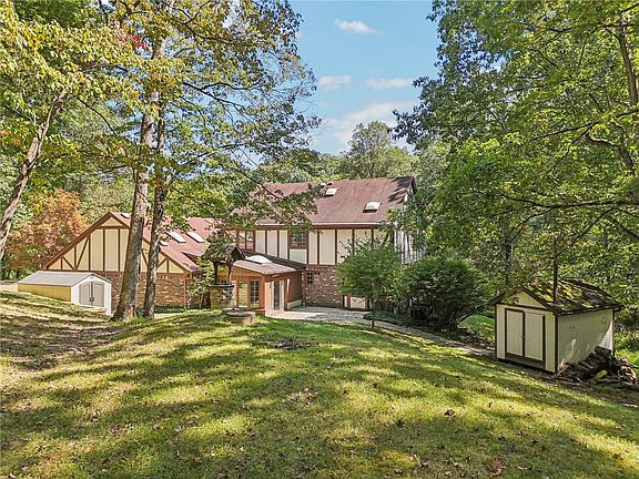 5th image of 4190 Tamarack Ln